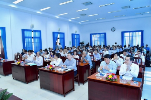 Ngân hàng triển khai nhiều giải pháp thiết thực hỗ trợ sản xuất, tiêu thụ lúa gạo