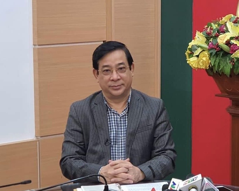 bo y te cu chuyen gia dieu tri benh nhan ncov 3 thang tuoi