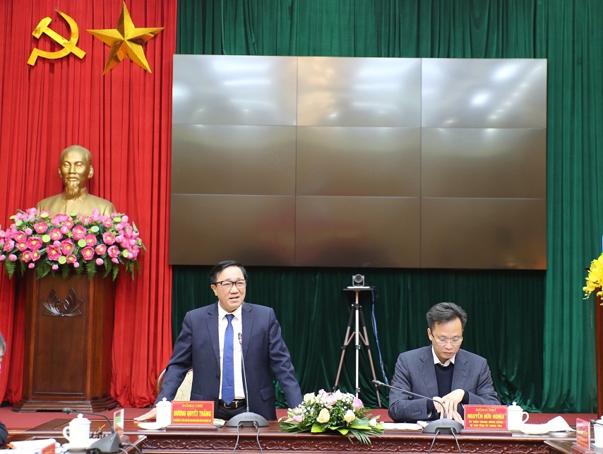 suc xuan moi tren mien que pho hien