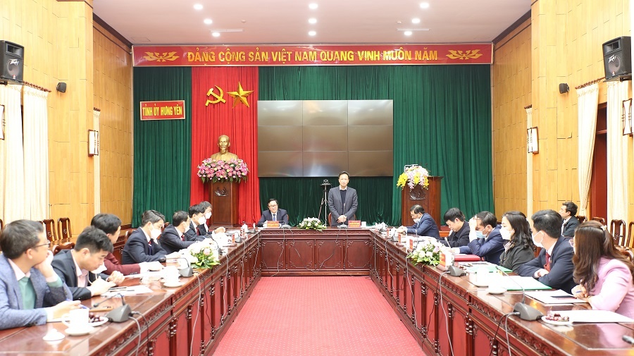 suc xuan moi tren mien que pho hien