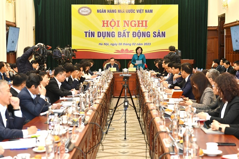 ngan hang luon dong hanh cung doanh nghiep bat dong san