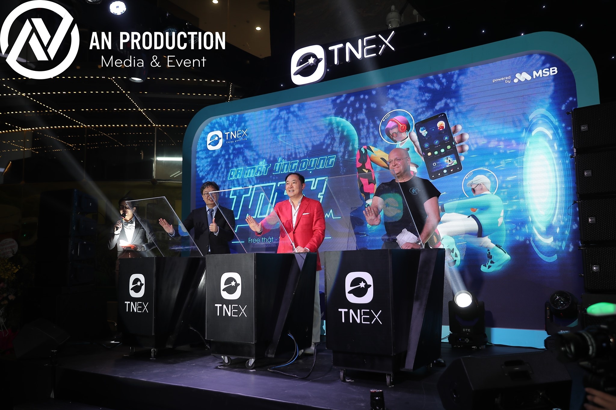 msb lua chon aws la nha cung cap dich vu dam may dien toan uu tien cho ngan hang so tnex