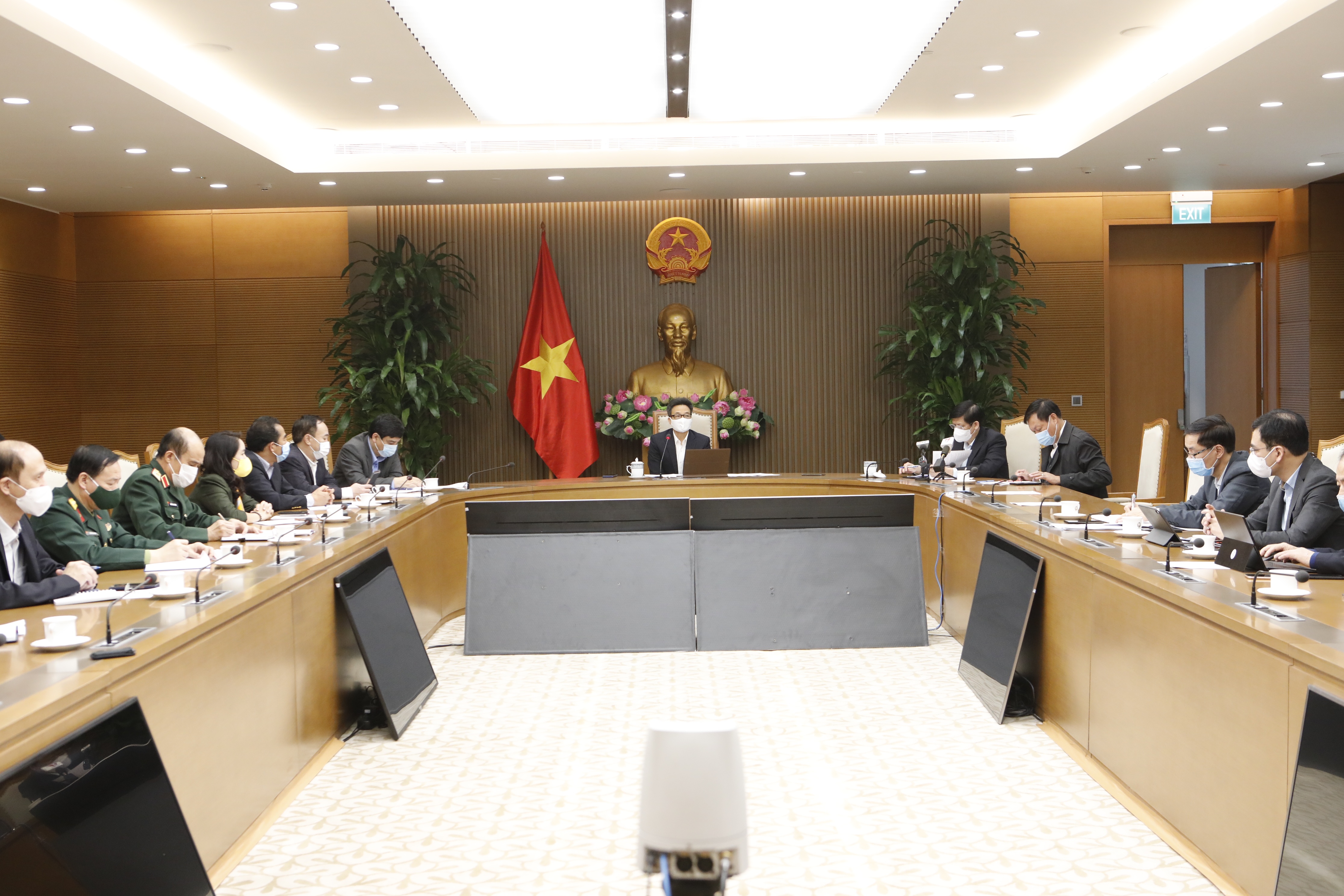 bao dam an toan cao nhat khi tiem vaccine ngua covid 19