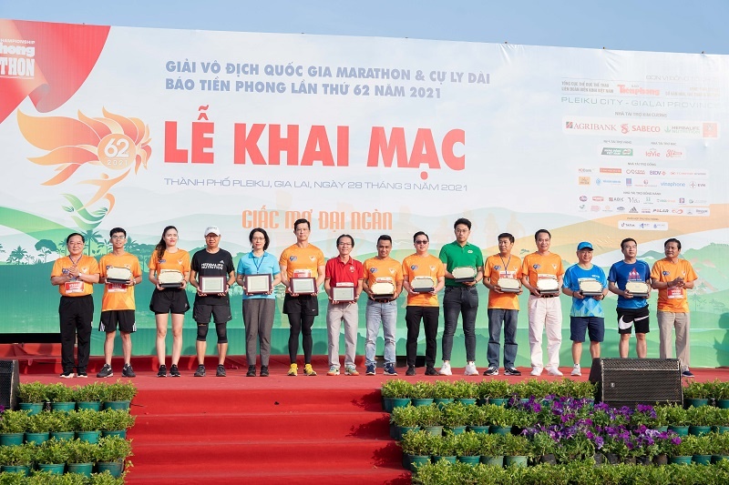 Herbalife Việt Nam hỗ trợ tổ chức Giải Vô địch marathon báo Tiền Phong 2021 herbalife viet nam ho tro to chuc giai vo dich marathon bao tien phong 2021