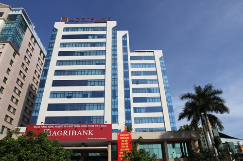 Agribank trả lại trên 136 tỷ đồng tiền thừa cho khách hàng