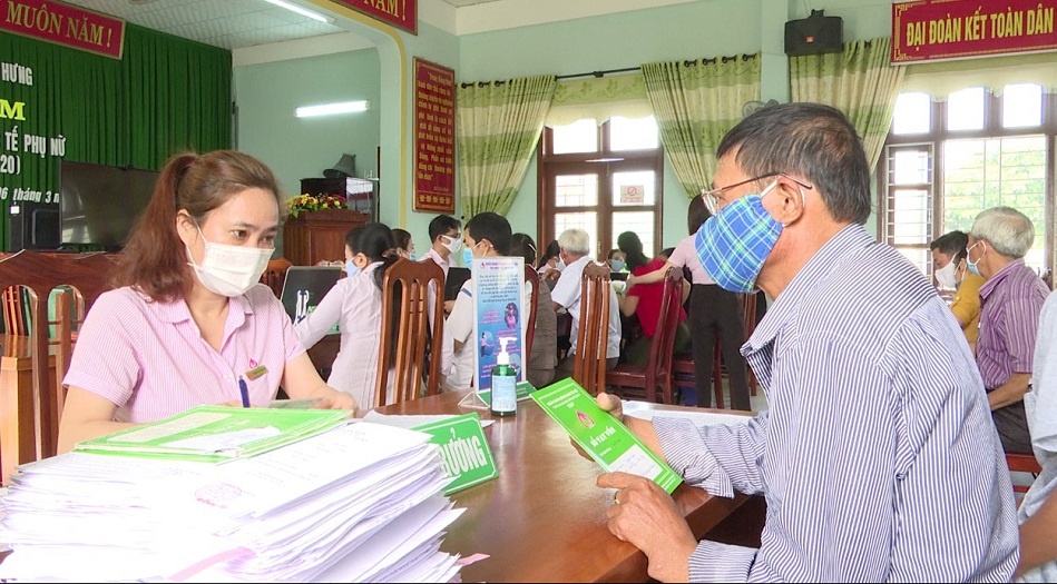 nhcsxh dong hanh cung khach hang va nguoi lao dong trong dai dich covid 19