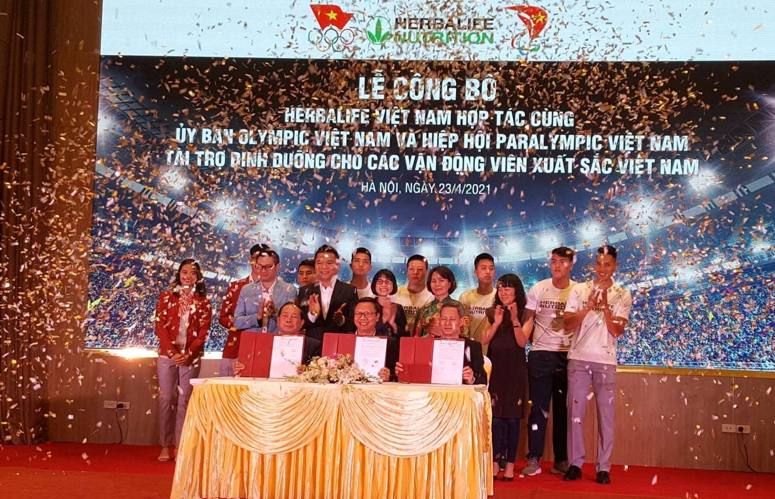 Herbalife Việt Nam công bố tài trợ sản phẩm dinh dưỡng cho các vận động viên xuất sắc Việt Nam herbalife viet nam cong bo tai tro san pham dinh duong cho cac van dong vien xuat sac viet nam