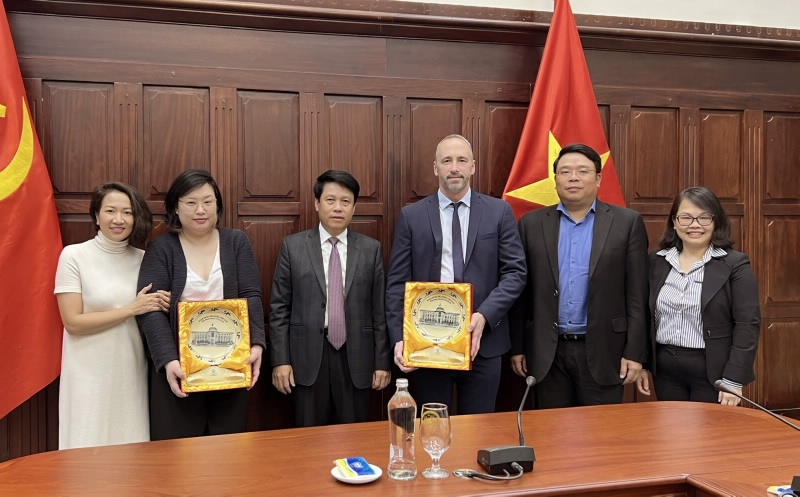 pho thong doc pham tien dung tiep xa giao doan cong tac cua fatf