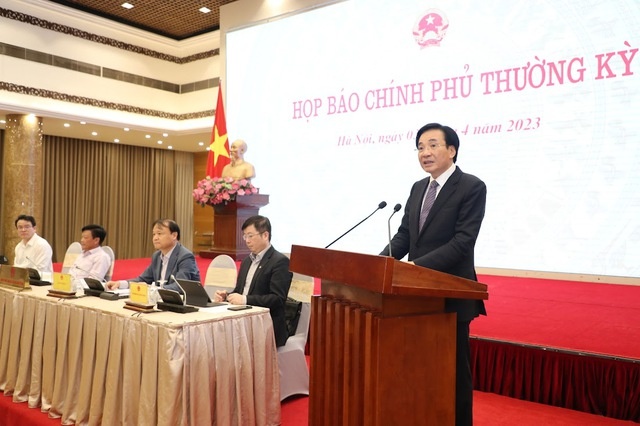 chinh phu chua thay doi muc tieu tang truong va lam phat