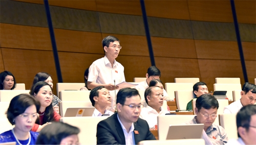 Đại biểu Quốc hội: Lo giá điện, xăng gây áp lực lên lạm phát Đại biểu Quốc hội: Lo giá điện, xăng gây áp lực lên lạm phát