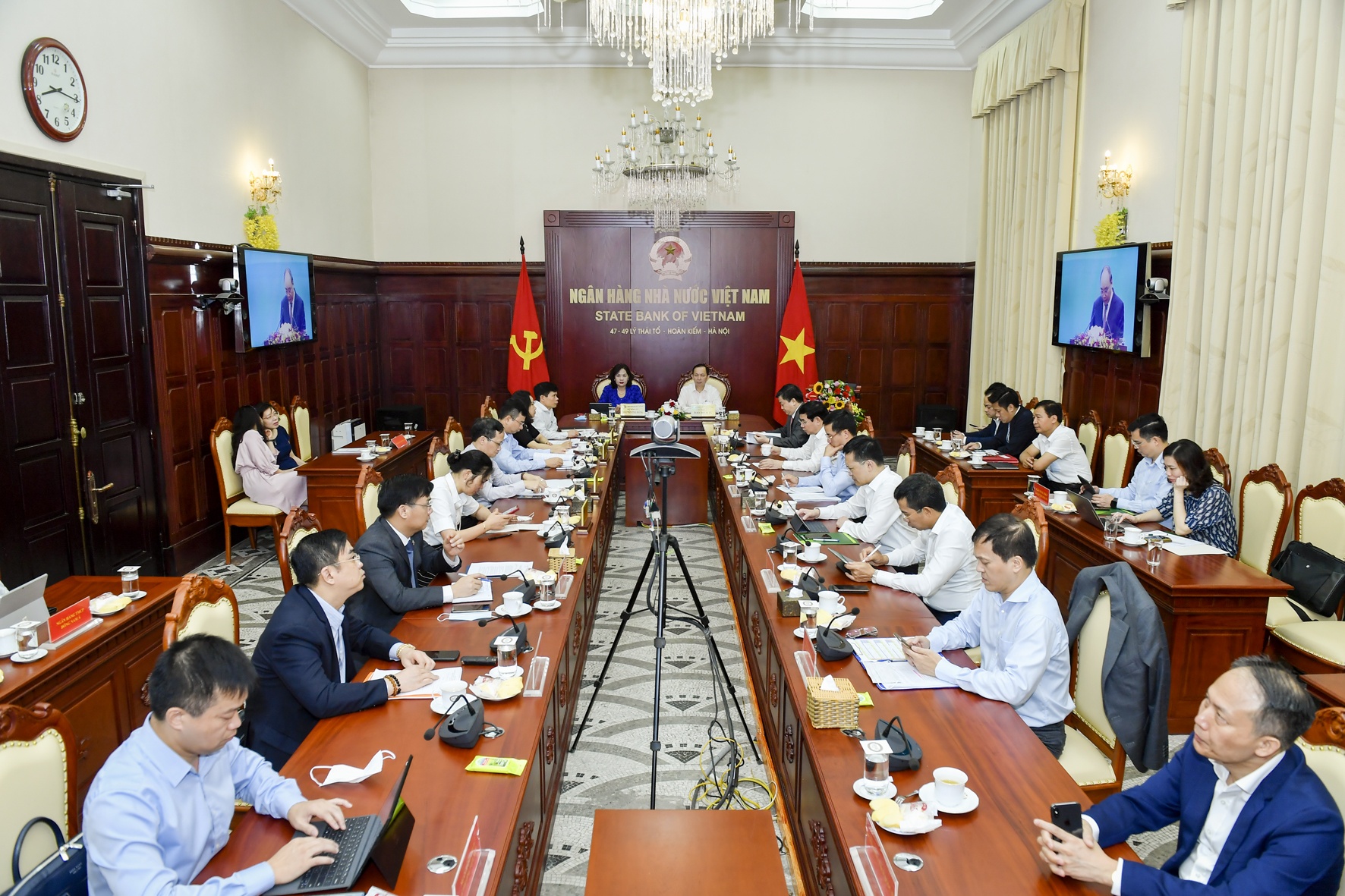 thong doc le minh hung co the xem xet keo dai thoi gian co cau lai no