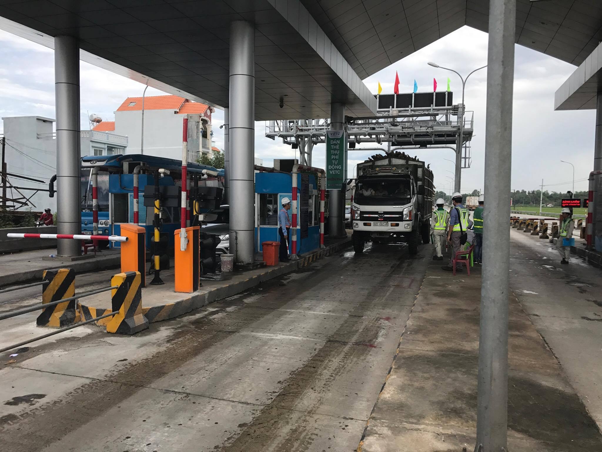 Nghiên cứu, đánh giá đề xuất tăng phí cứu doanh nghiệp BOT