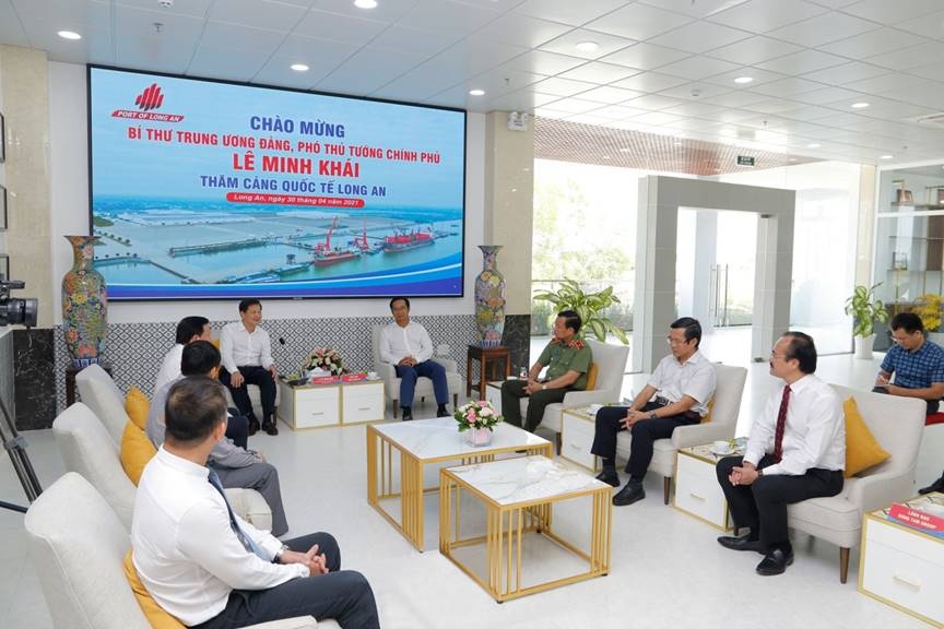 doan cong tac chinh phu khao sat tien do trien khai ca c khu cong nghie p va cang quoc te long an