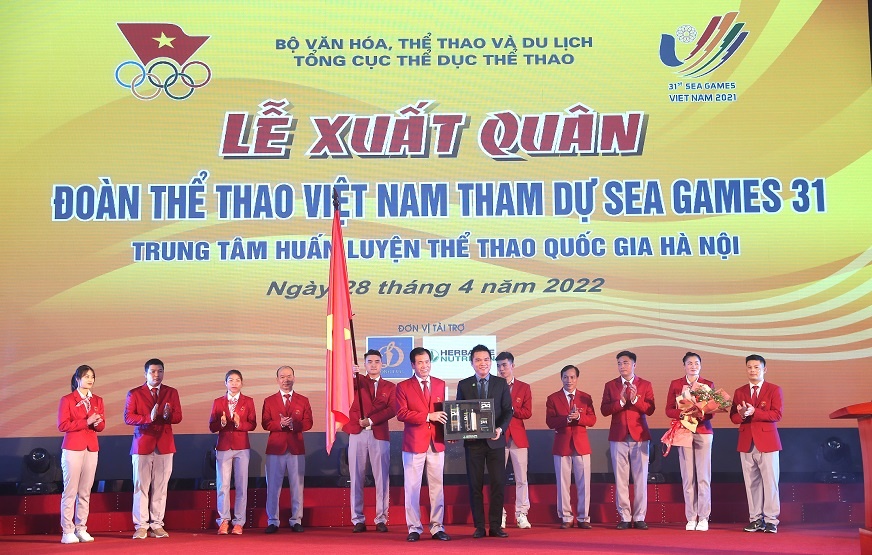 herbalife nutrition dong hanh cung doan the thao viet nam tham du sea games 31