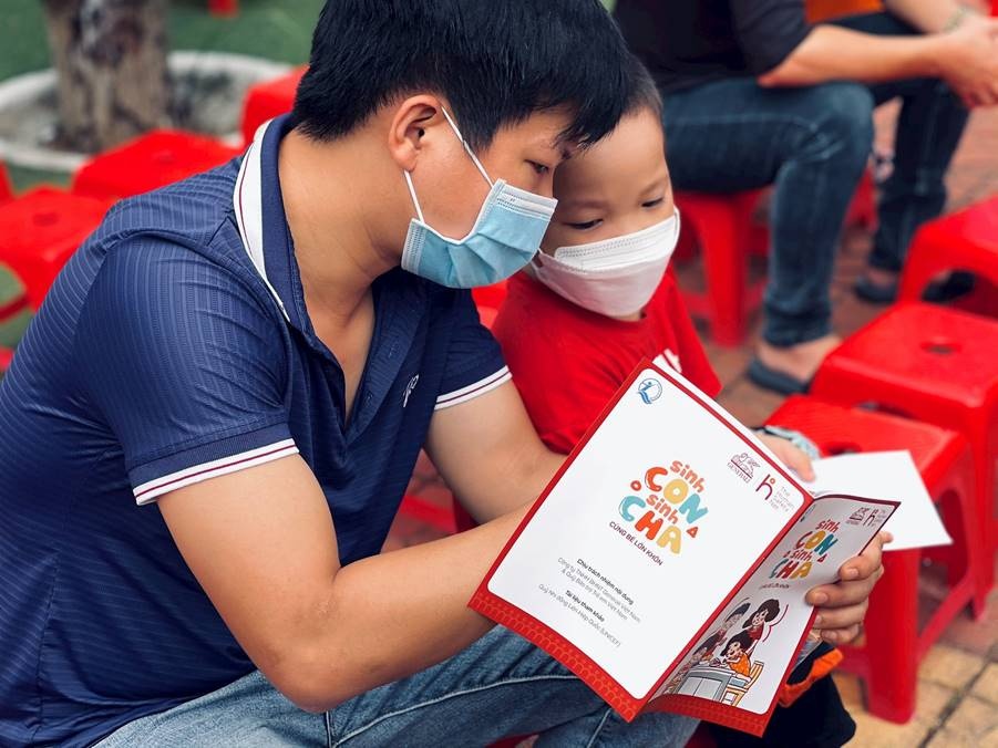 Chương trình “Sinh con, sinh cha” giúp phụ huynh thay đổi cách nuôi và dạy con chuong trinh sinh con sinh cha giup phu huynh giam ap luc va thay doi cach nuoi va day con