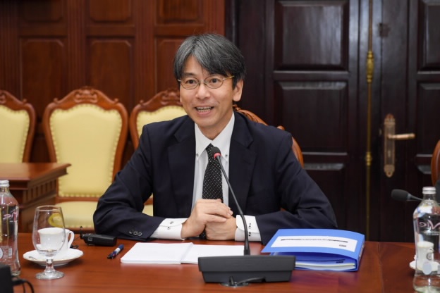 pho thong doc pham thanh ha tiep giam doc dieu hanh va giam doc dieu hanh phu khuyet adb