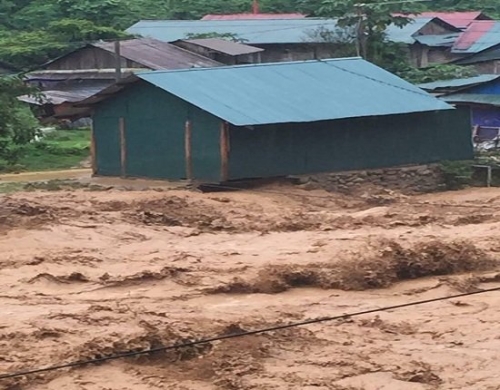 BIDV dành hơn 300 triệu đồng hỗ trợ nạn nhân thiệt mạng trong đợt lũ quét