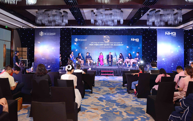 Tìm hiểu môi trường giáo dục tại UK Academy Tìm hiểu môi trường giáo dục tại UK Academy