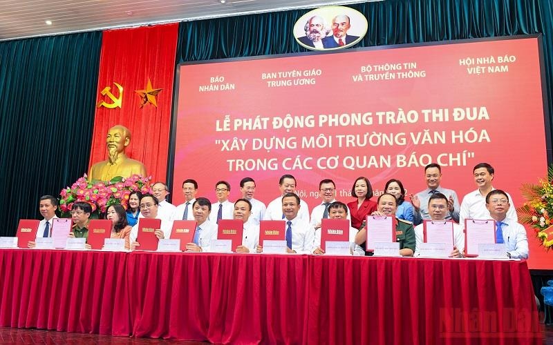 phat dong phong trao thi dua xay dung moi truong van hoa trong cac co quan bao chi