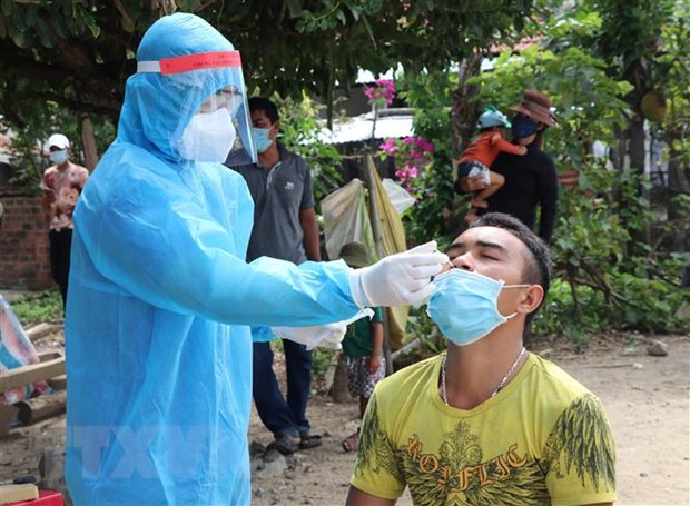 trua 127 ghi nhan 1105 ca mac trong nuoc tphcm co toi 879 ca