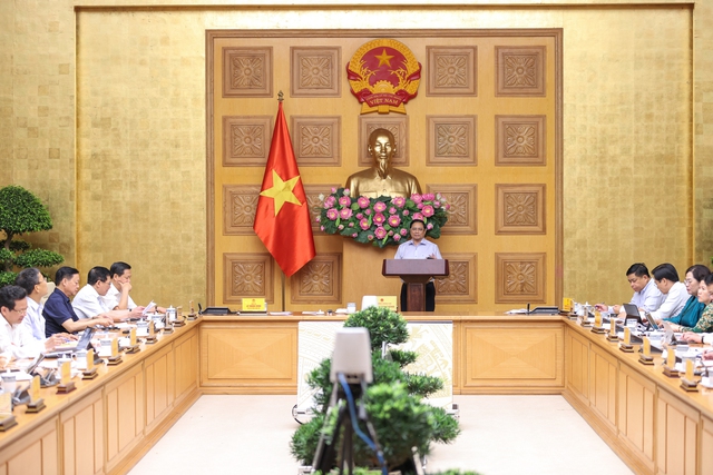 thu tuong phan ung chinh sach chu dong linh hoat kip thoi hieu qua trong boi canh nhieu bien dong