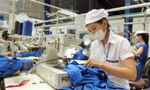 Đến năm 2030, nâng mức lương khu vực công phù hợp với CPI