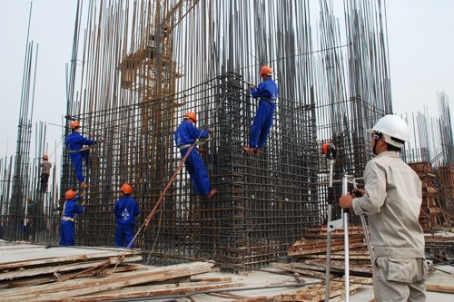 Kiên quyết xử lý nghiêm các hành vi lợi ích nhóm, tiêu cực trong đầu tư xây dựng