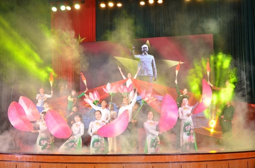 Xúc động cuộc thi tìm hiểu 50 năm thực hiện Di chúc của Chủ tịch Hồ Chí Minh