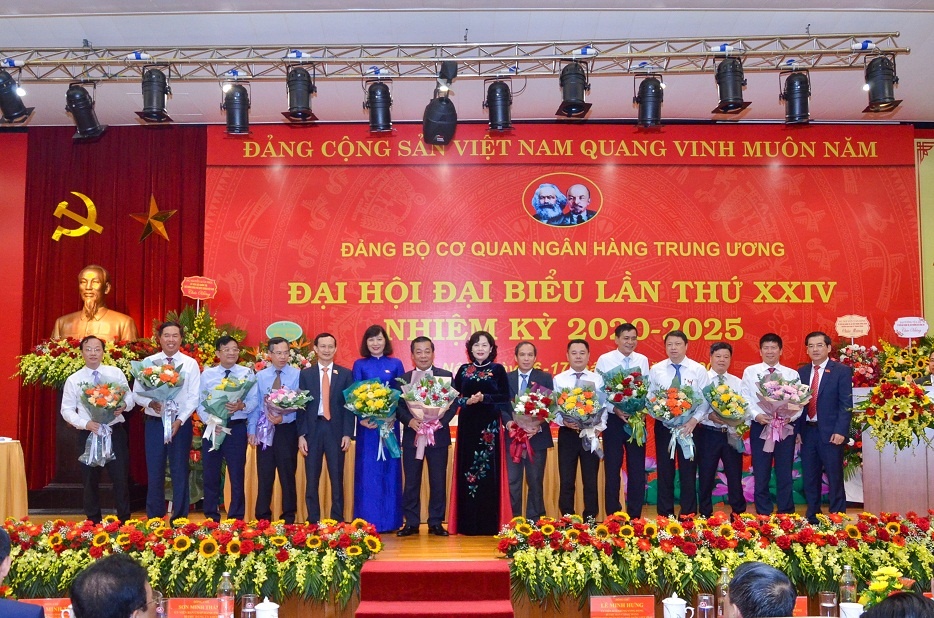 phat huy tinh than doan ket chu dong sang tao trach nhiem