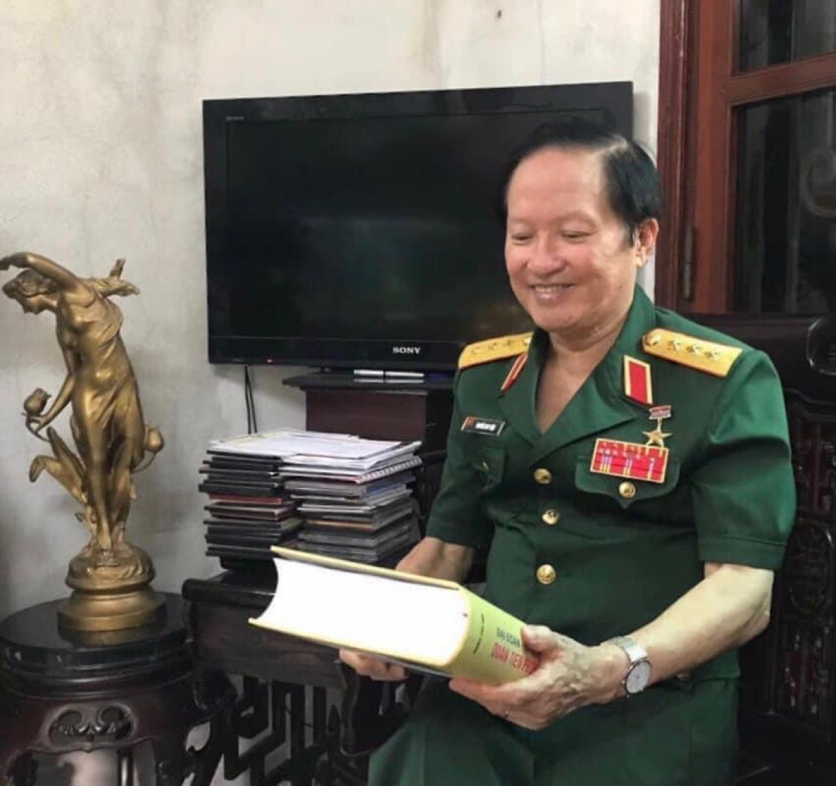 Thượng tướng Nguyễn Huy Hiệu và những hồi ức đẹp về Đại tướng Võ Nguyên Giáp thuong tuong nguyen huy hieu va nhung hoi uc dep ve dai tuong vo nguyen giap