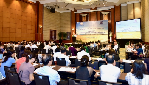 Tạo hành lang pháp lý đồng bộ để tài chính vi mô hoạt động hiệu quả, bền vững Tạo hành lang pháp lý đồng bộ để tài chính vi mô hoạt động hiệu quả, bền vững