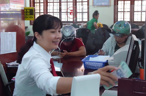 Cho vay hạn mức quy mô nhỏ với khách hàng cá nhân, hộ gia đình