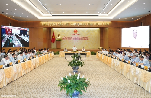 Thủ tướng: Xử lý nghiêm tổ chức, cá nhân cố tình cản trở, làm chậm tiến độ giải ngân