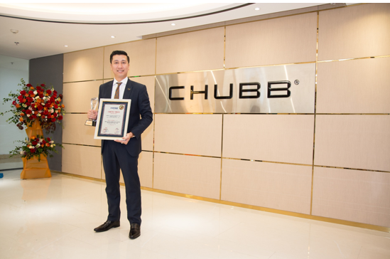 Chubb Life Việt Nam “rinh” hai giải thưởng lớn về uy tín và tăng trưởng