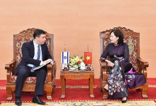 Phó Thống đốc Nguyễn Thị Hồng làm việc với Đại sứ đặc mệnh toàn quyền Israel tại Việt Nam