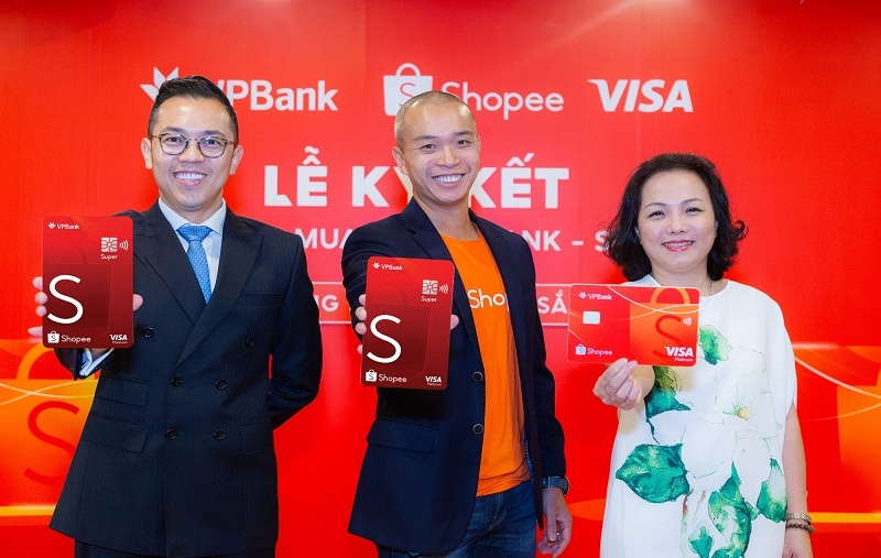 shopee hop tac voi vpbank va visa ra mat the tin dung vpbank shopee