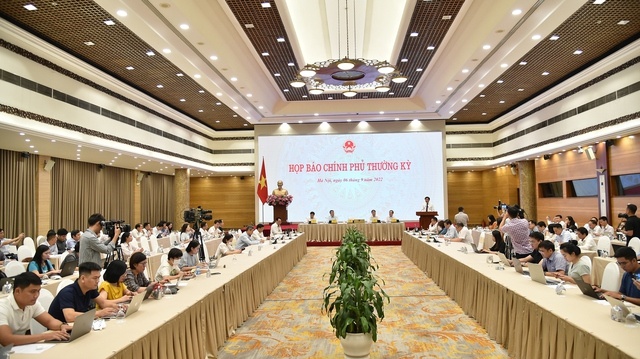 Kinh tế tiếp tục chuyển biến tích cực