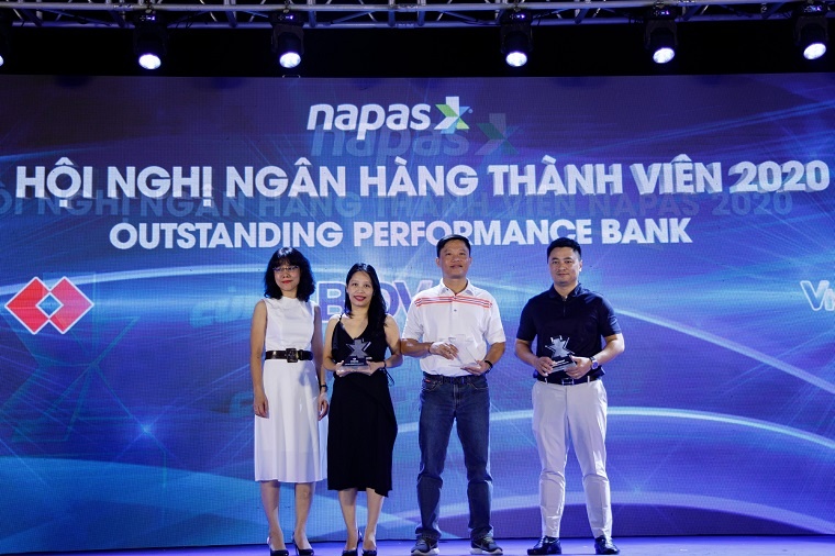 Đảm bảo hạ tầng chuyển mạch tài chính an toàn và thông suốt, thúc đẩy thanh toán không dùng tiền mặt dam bao ha tang chuyen mach tai chinh an toan va thong suot thuc day thanh toan khong dung tien mat