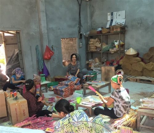 Chuyện khởi nghiệp của những doanh nhân vi mô