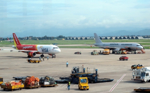 Thủ tướng yêu cầu kiểm tra bảo đảm an toàn hàng không