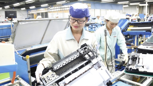 Việt Nam tiếp tục là quốc gia thu hút đầu tư nước ngoài hàng đầu viet nam tiep tuc la quoc gia thu hut dau tu nuoc ngoai hang dau