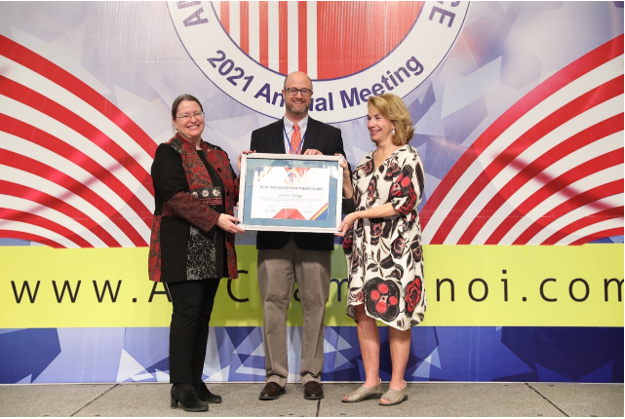 39 hoi vien amcham nhan giai thuong csr cho nhung dong gop trong giai doan dich covid 19