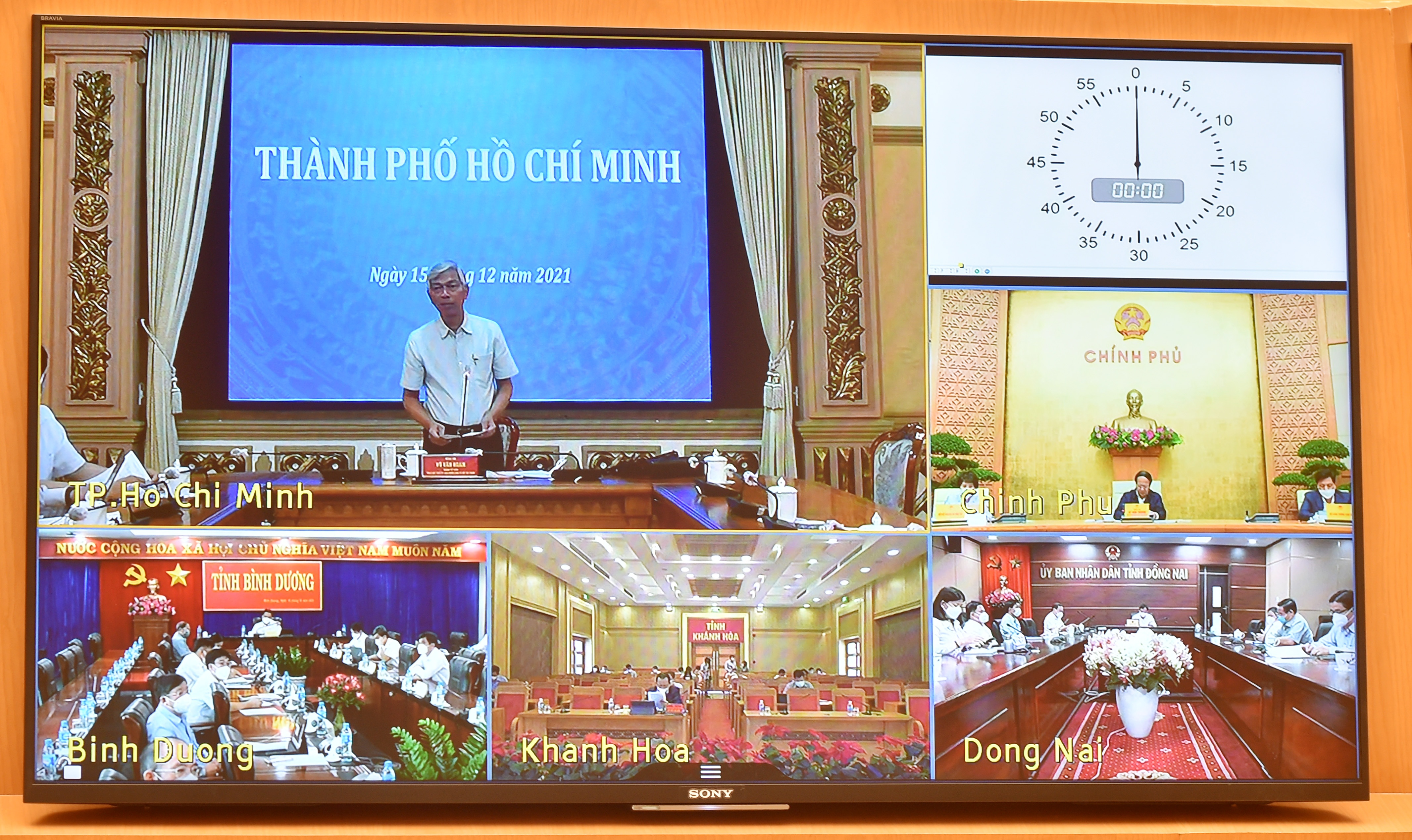 thi cong ngay dem giai ngan toi da dau tu cong