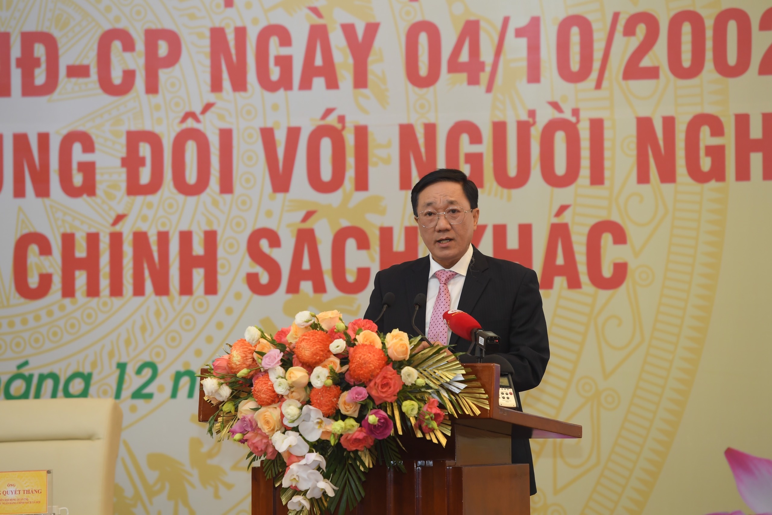 tin dung chinh sach xa hoi thuc hien thang loi muc tieu xoa doi giam ngheo