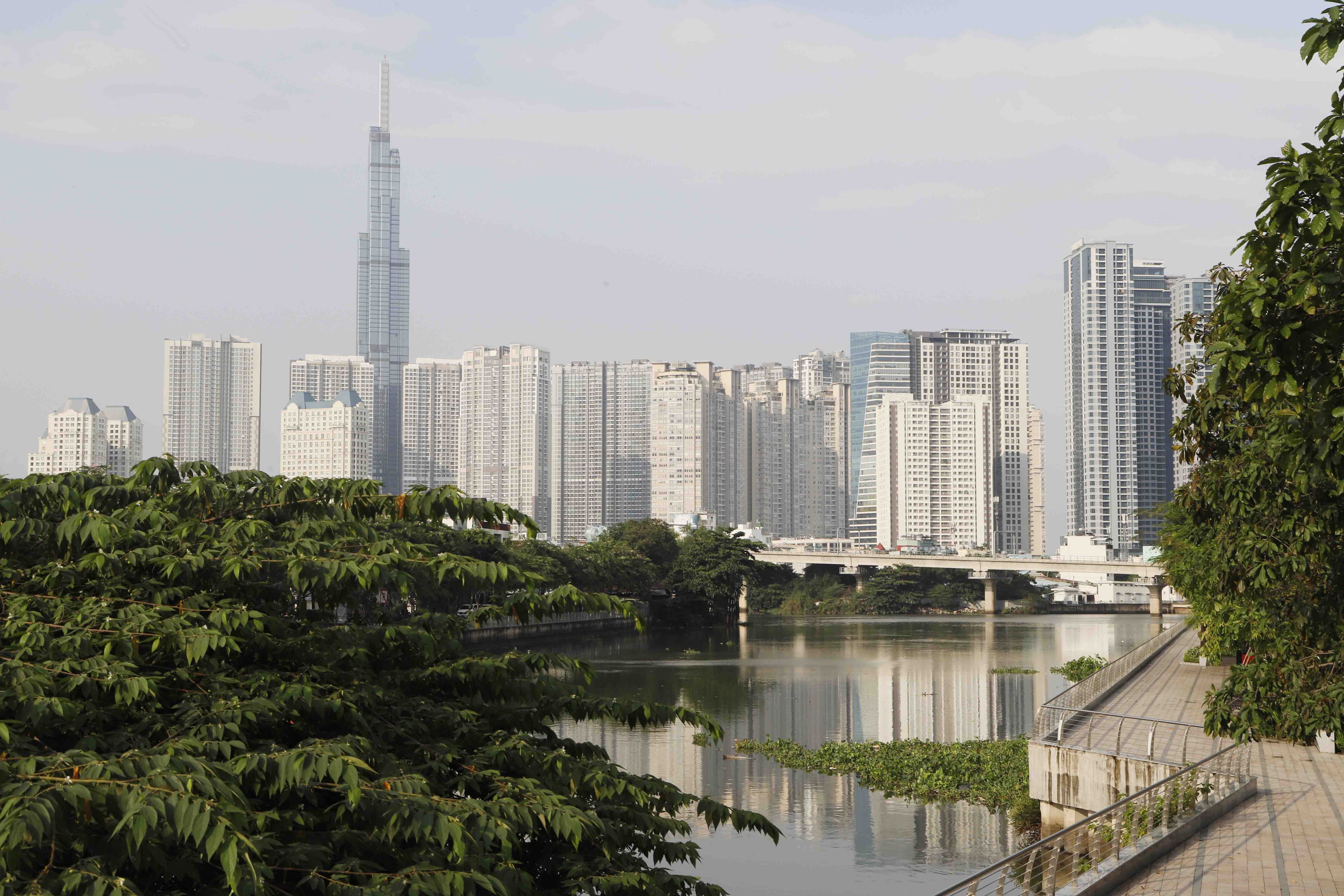doanh nghiep bat dong san can huy dong von tu thi truong tai chinh