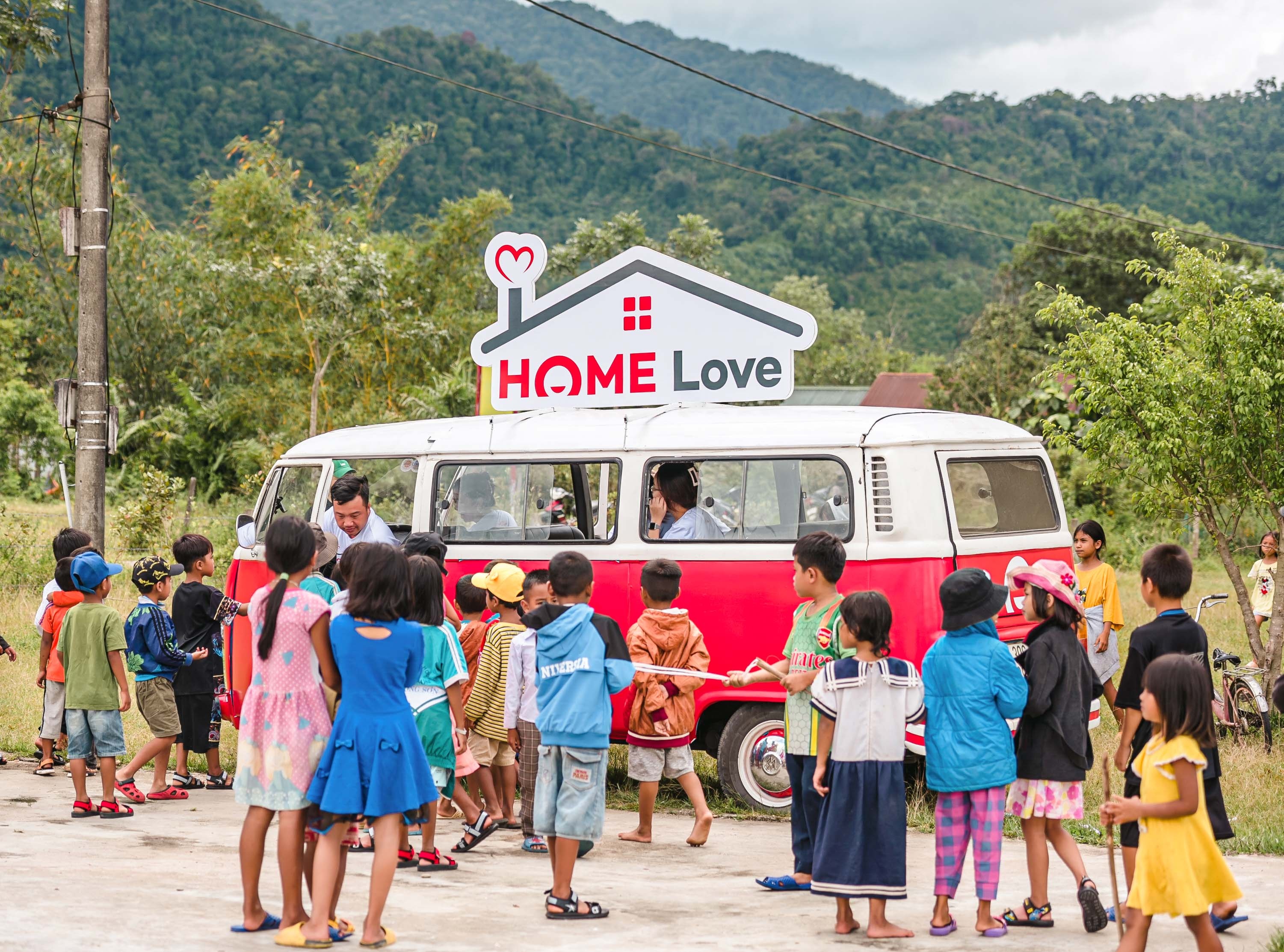 tang truong manh me home credit ghi diem voi khach hang va nha dau tu