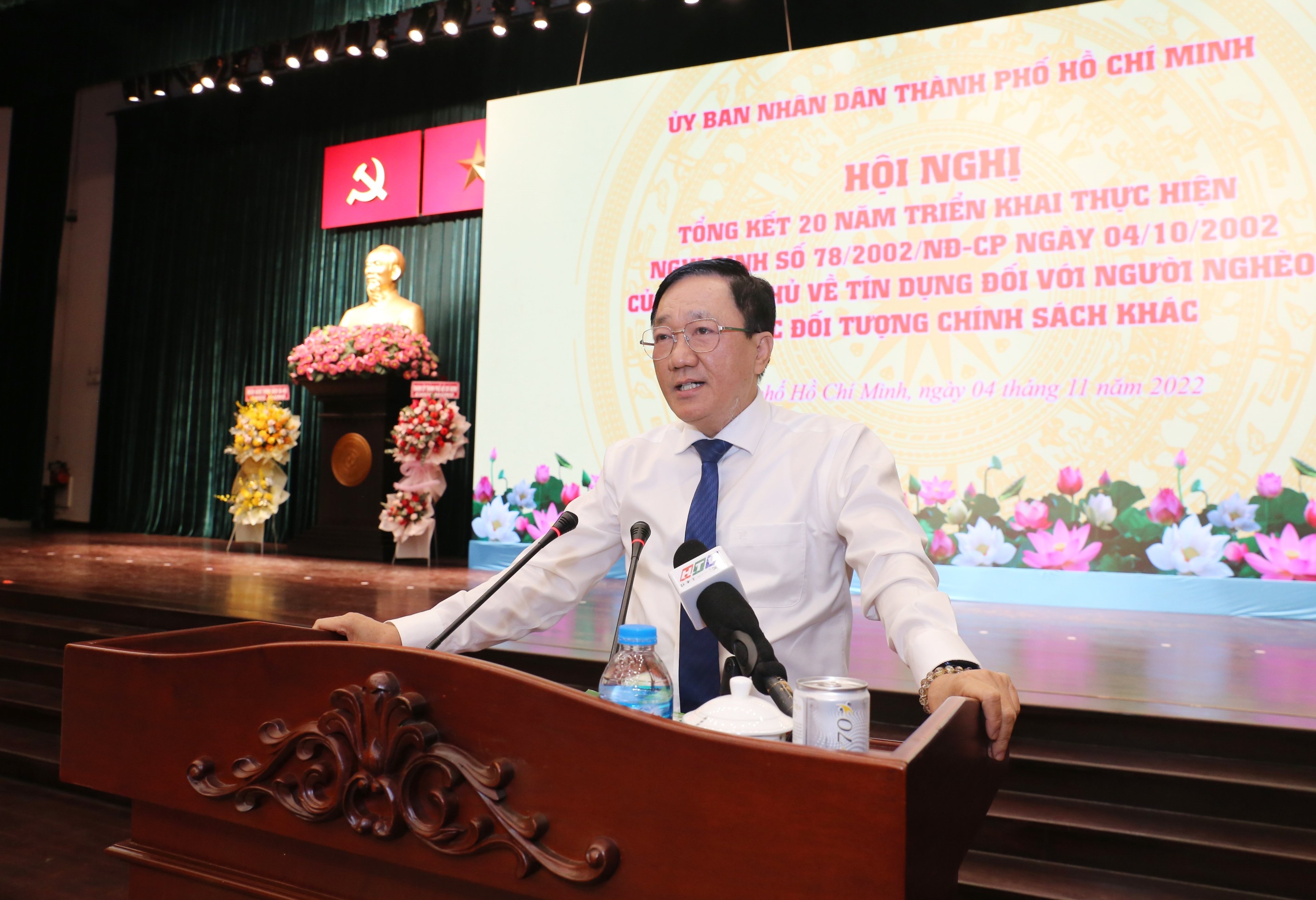 tin dung chinh sach tiep can den tung ho ngheo o do thi