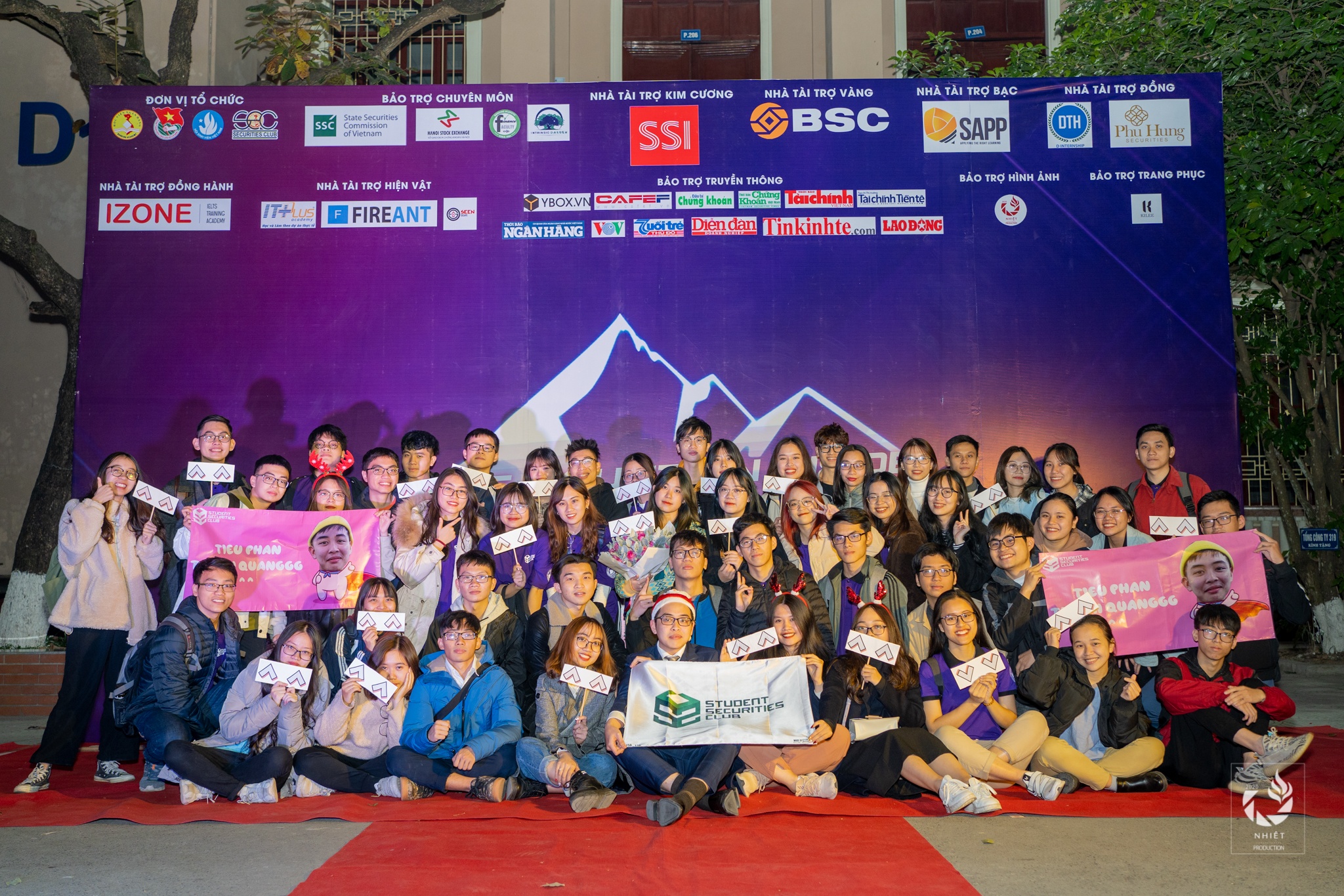 cuoc thi ban linh nha dau tu da co nu quan quan dau tien