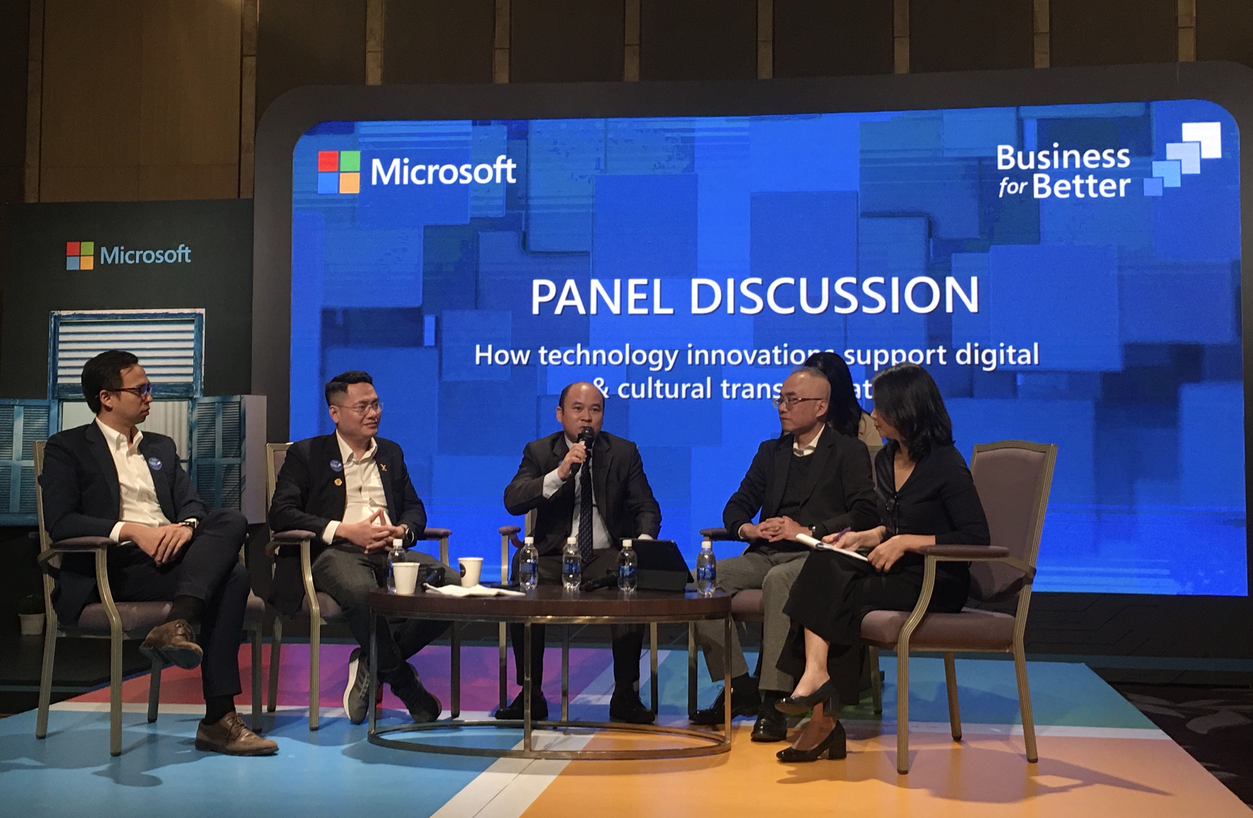 2021 nam ban le de viet nam thuc hien chien luoc chuyen doi so