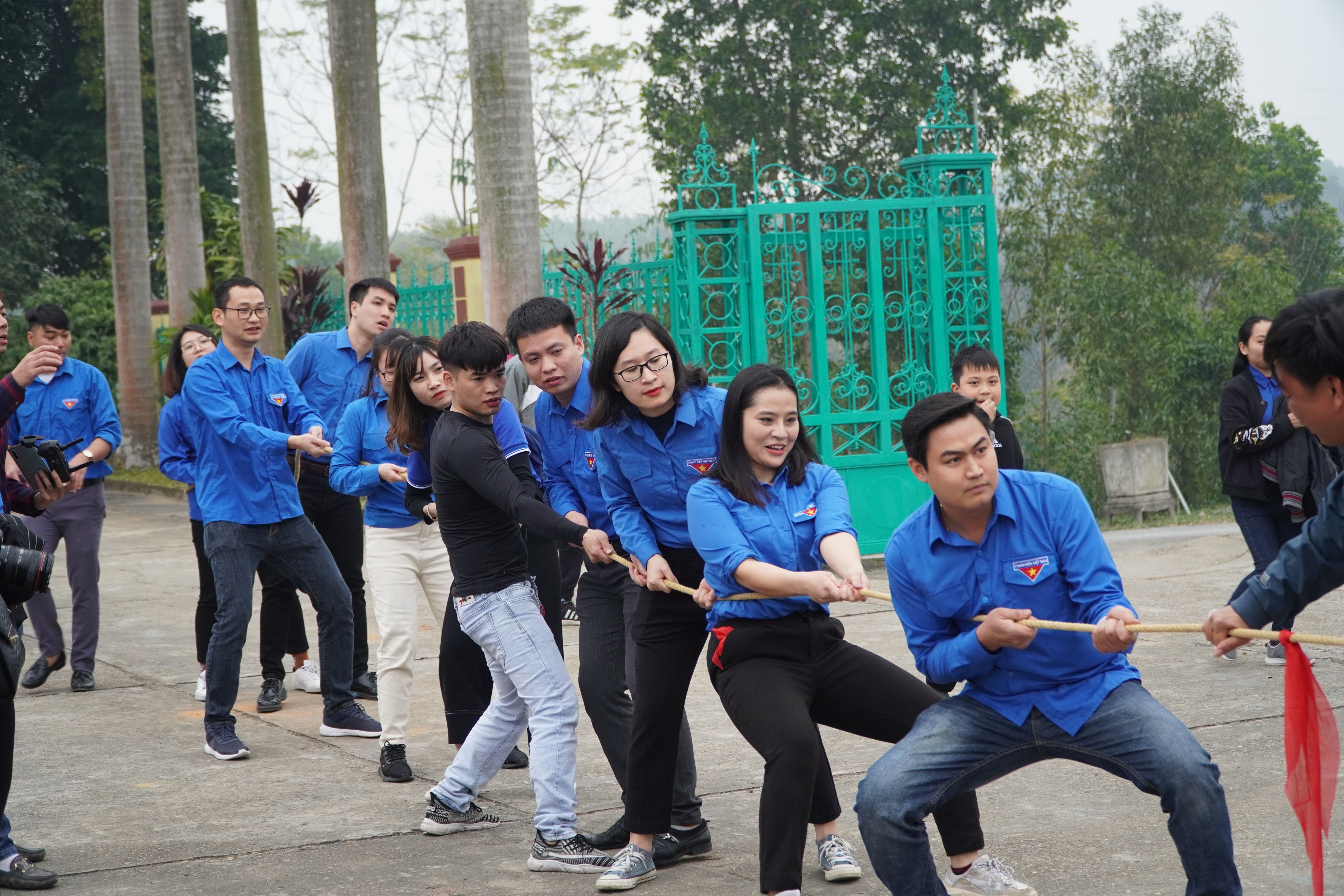 Khối hoạt động số 4 - Đoàn thanh niên NHTW tổ chức chương trình khoi hoat dong so 4 doan thanh nien nhtw to chuc chuong trinh xuan yeu thuong tet am tinh